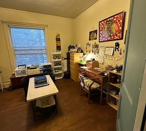 5th image of 5644 N Winthrop Ave