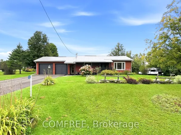 192 Clarchris Rd, Tay Valley, ON K7H 3C6