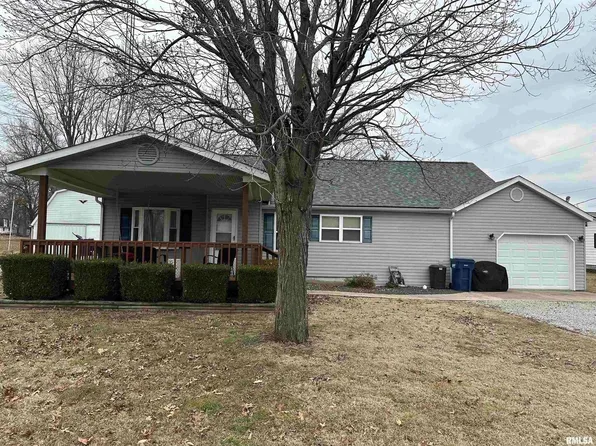 202 Liebengood Rd, Mount Vernon, IL 62864