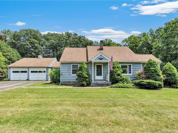 16 Park Road, Oxford, CT 06478