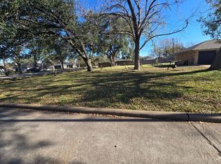 2303 W Bend Dr, Stafford, TX 77477