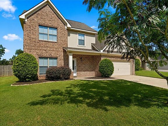 2nd image of 8813 Bainbridge Dr