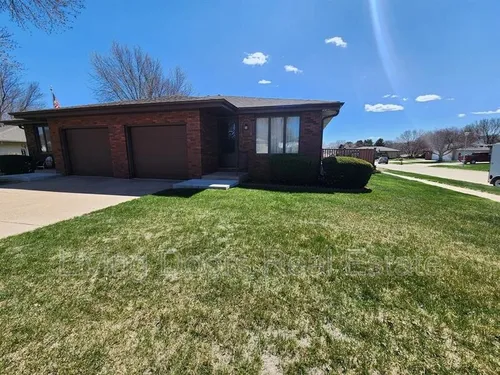 1710 Eastridge Ave Photo 1