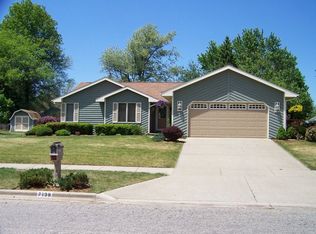7138 Jamaica Ln, Portage, MI 49002