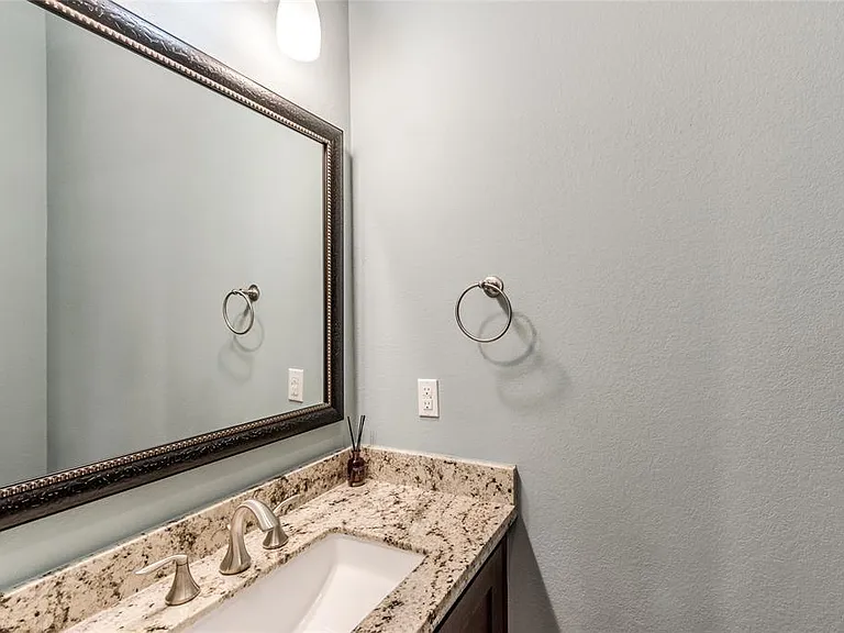 1614 Parker St — Photo 19