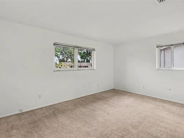 1520 Simmons Dr — Photo 14