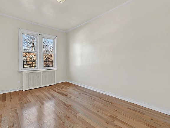 5th image of 159 E 89th St Floor 1