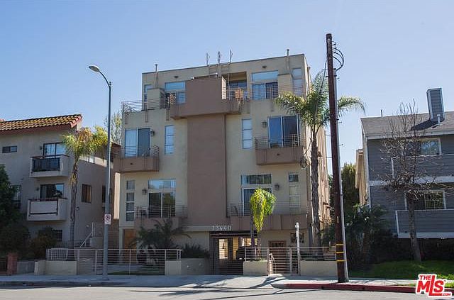 1st image of 13440 Moorpark St APT 102