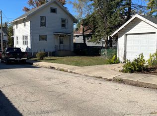 203 Smith Ave, Rockford, IL 61107