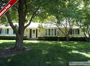 5N573 Jens Jensen Ln, St Charles, IL 60175