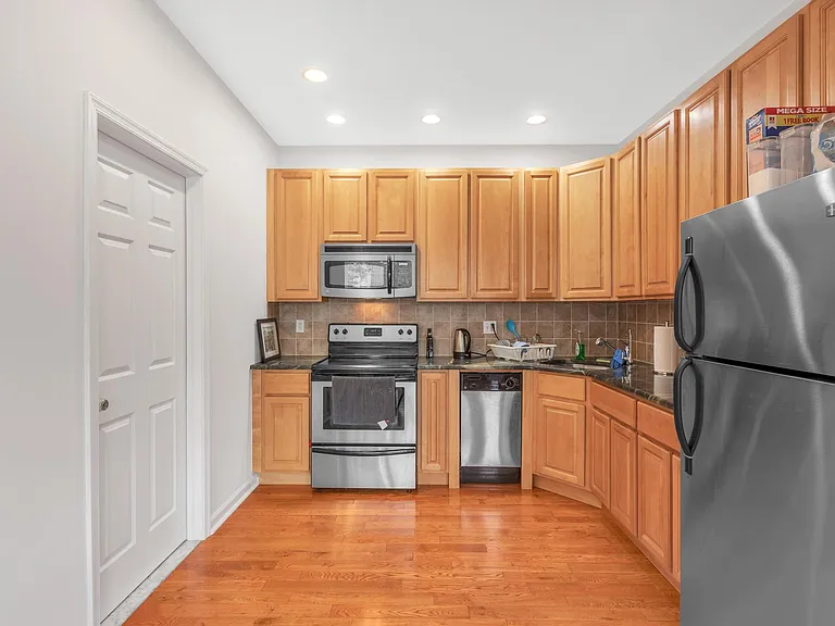 4821 Florence Ave #D — Photo 4