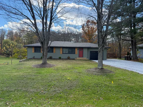 6744 East St, Medina, OH 44256