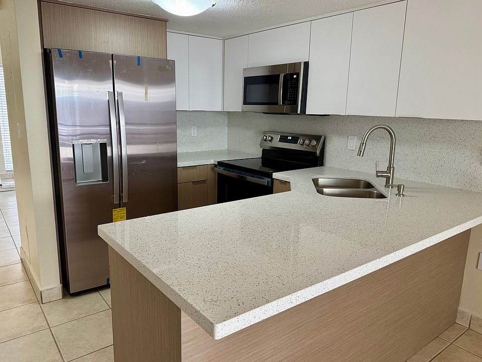 1st image of 2314 W 68th St #5-3