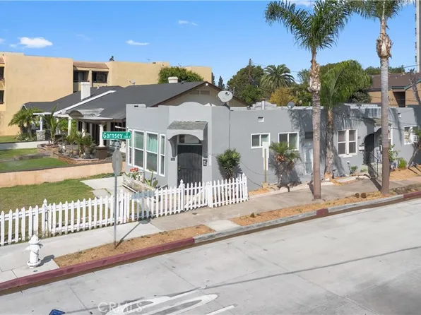 1302 N Garnsey St, Santa Ana, CA 92706