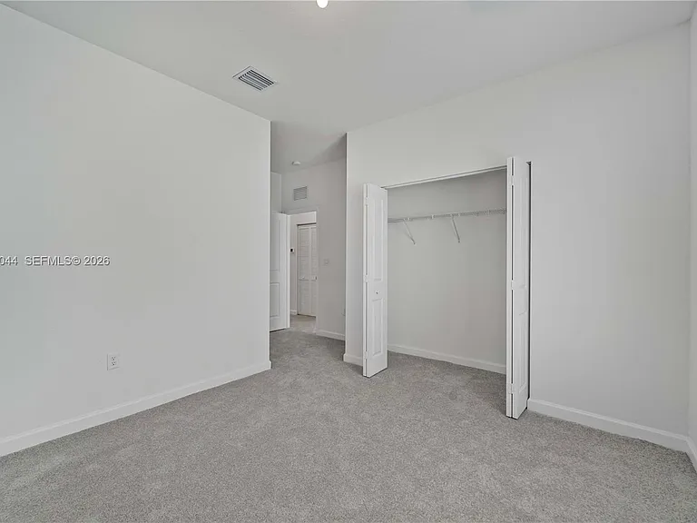 701 SE 13th Street Cir — Photo 21