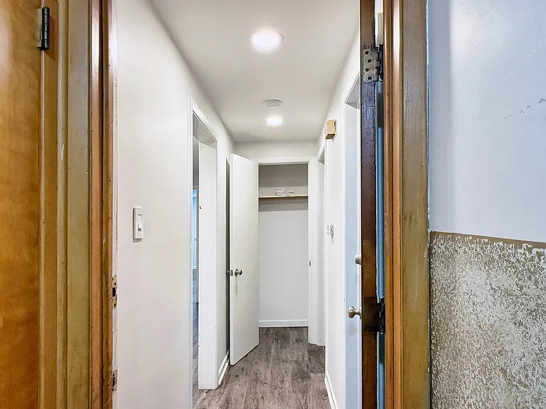 6316 W Belmont Ave — Photo 10
