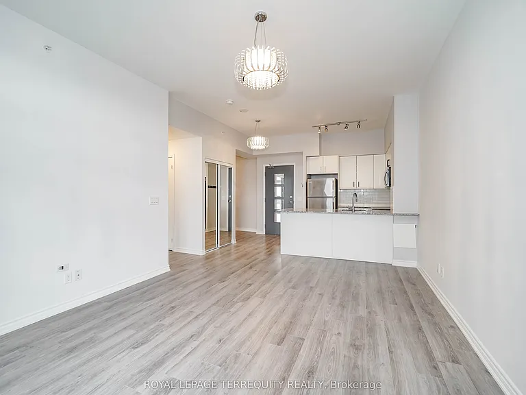 11611 Yonge St #728 — Photo 21