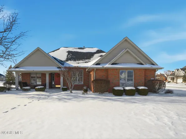 8280 Shawnee Forest Dr, Findlay, OH 45840