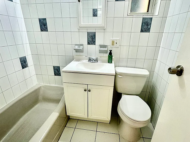 247 Clendenny Ave #1 — Photo 10