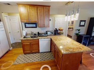 22555 Center St, Hayward, CA 94541