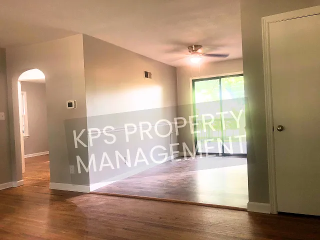 2 bed, 1345 sqft, $1,250 — Photo 4