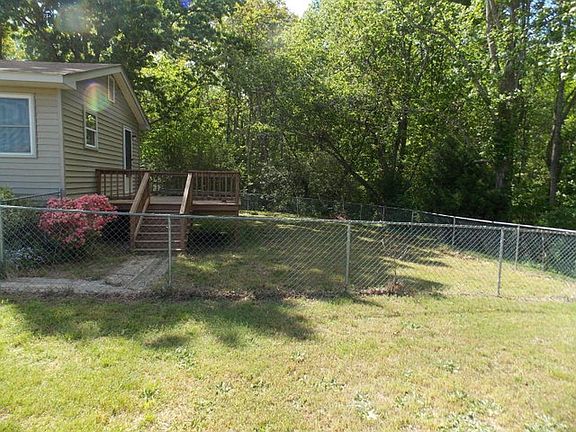 4th image of 54 Crabbe Ln