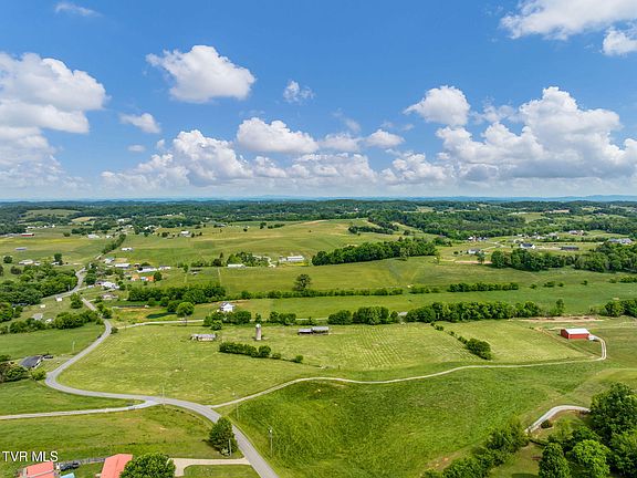 4th image of South Old Kentucky Rd