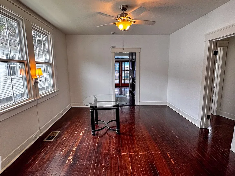 1530-1532 Hillary St #1530 — Photo 5