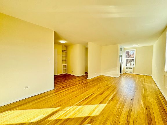 3rd image of 38-15 Bowne St #5D