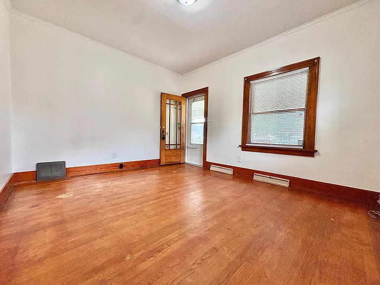 1833 Nash St — Photo 3