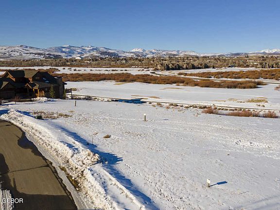 5th image of 1352 Wildhorse Cir