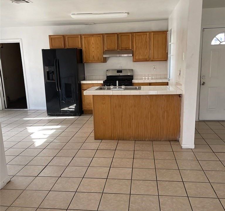 1st image of 25401 Filaree Ave