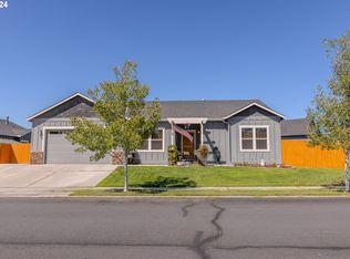 2295 NW Overlook Dr, Hermiston, OR 97838