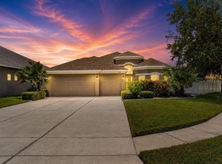 1724 Mira Lago Cir, Ruskin, FL 33570