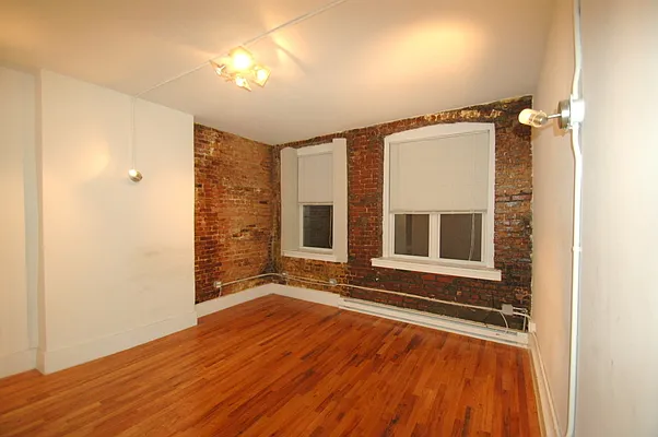 Rented by BLU Real Estate | media 5