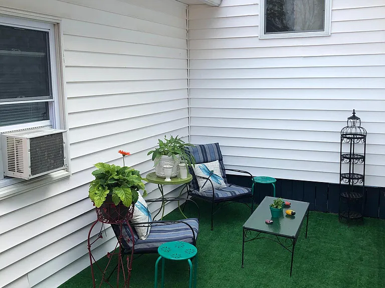 202 W 5th St S #2 — Photo 9