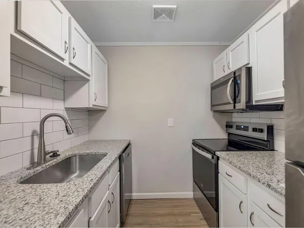 43Hundred at Batavia