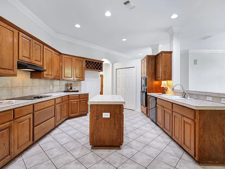 26 Silverhorn Dr — Photo 14