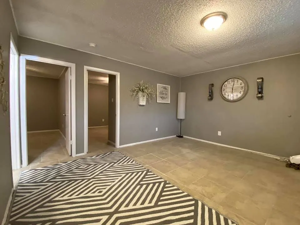 2 bed, 692 sqft, $695 — Photo 4
