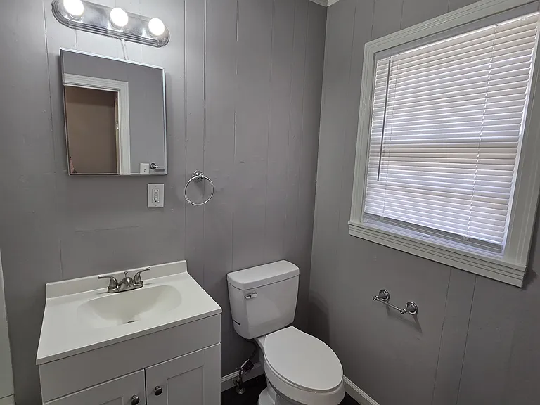 1116 S Millwood Ave #2 — Photo 6