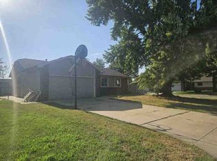 1923 N Westfield St, Wichita, KS 67212
