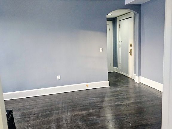 3rd image of 1300 S Orange Ave #504