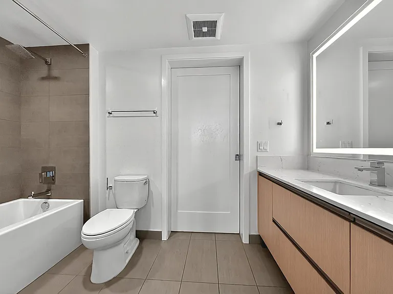 1808 Minor Ave #1005 — Photo 4