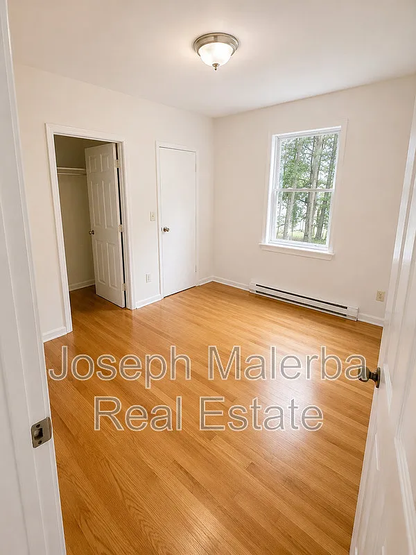 2 bed, 1.0 bath, $1,650 — Photo 3