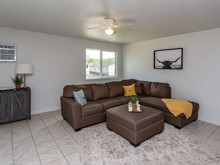 Grandview Meadows — Photo 10