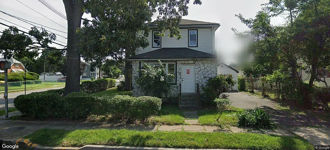 3 bed, 1196 sqft, $5,000 — Photo 1
