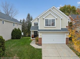 4658 Tiger Lily Trl, Clarkston, MI 48346