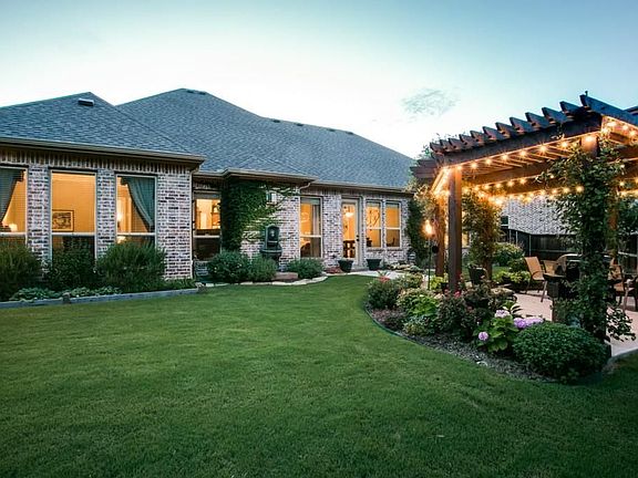 5th image of 156 Townlake Dr