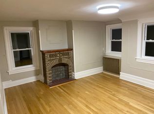 7841 80th St, Ridgewood, NY 11385