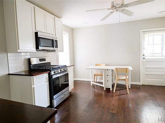 3rd image of 3924 Miami St
